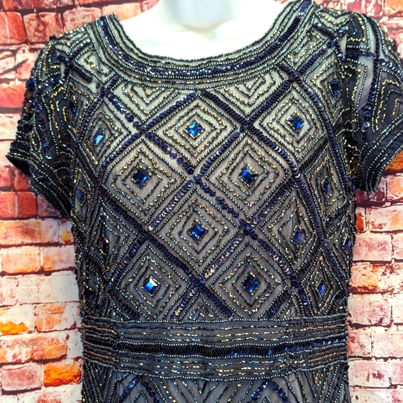 Adriana Papell Gown - Picture 3 of 15